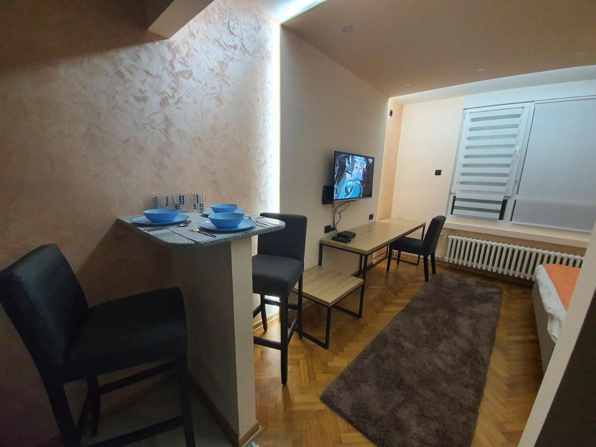 Apartman Dodolu เบลเกรด ภายนอก รูปภาพ
